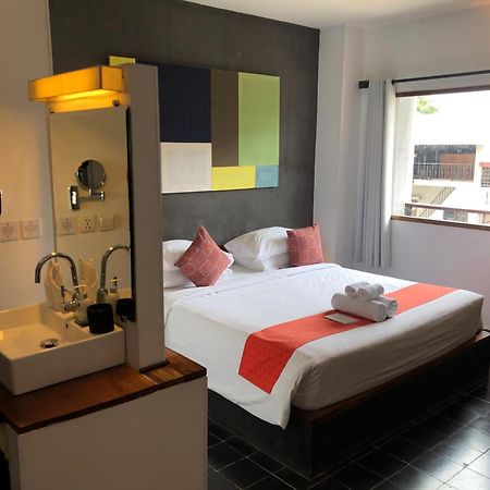 Patio Hotel & Urban Resort Phnom Penh Eksteriør billede