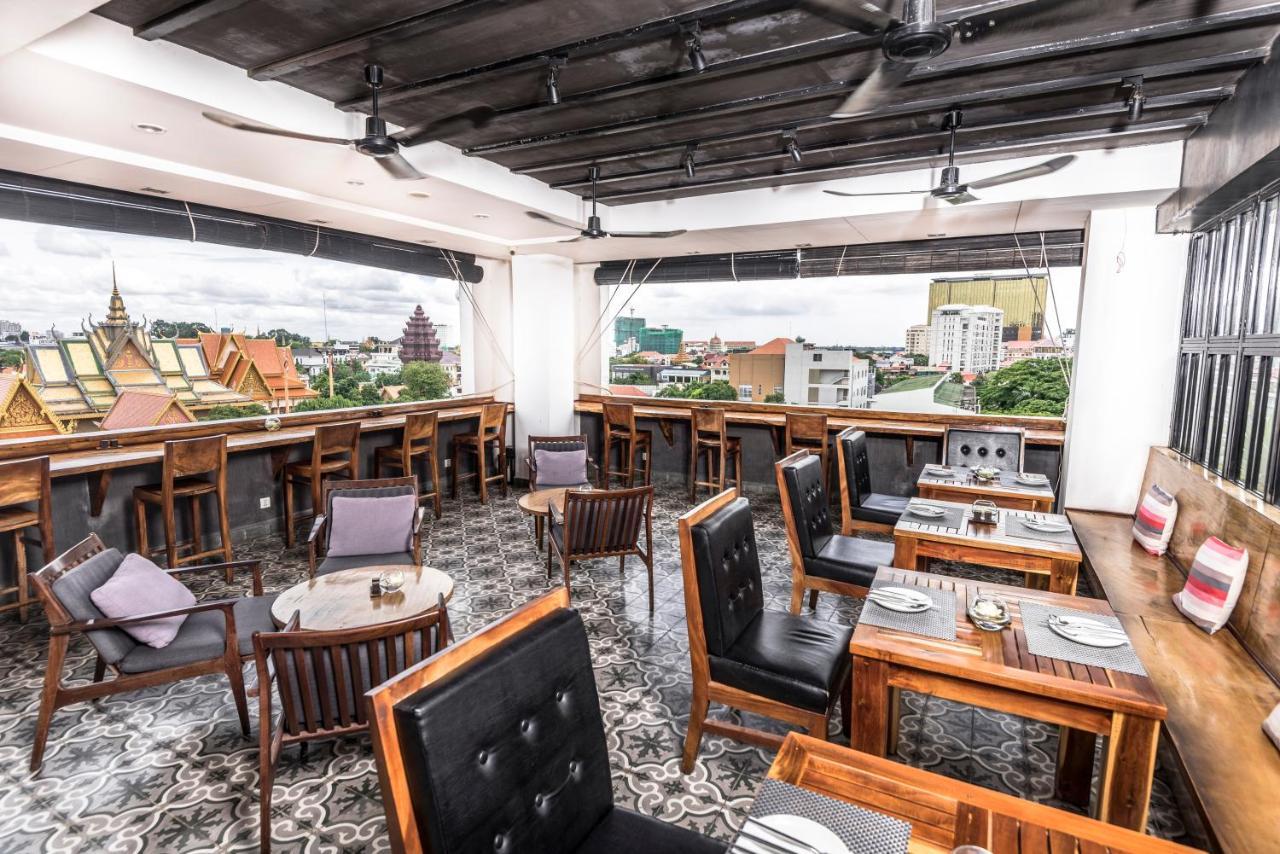 Patio Hotel & Urban Resort Phnom Penh Eksteriør billede