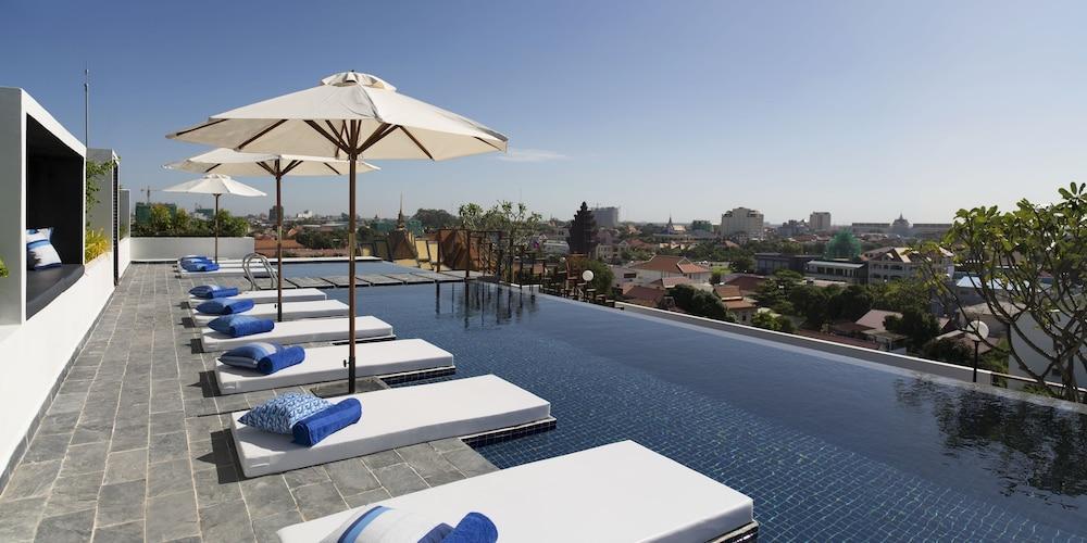 Patio Hotel & Urban Resort Phnom Penh Eksteriør billede