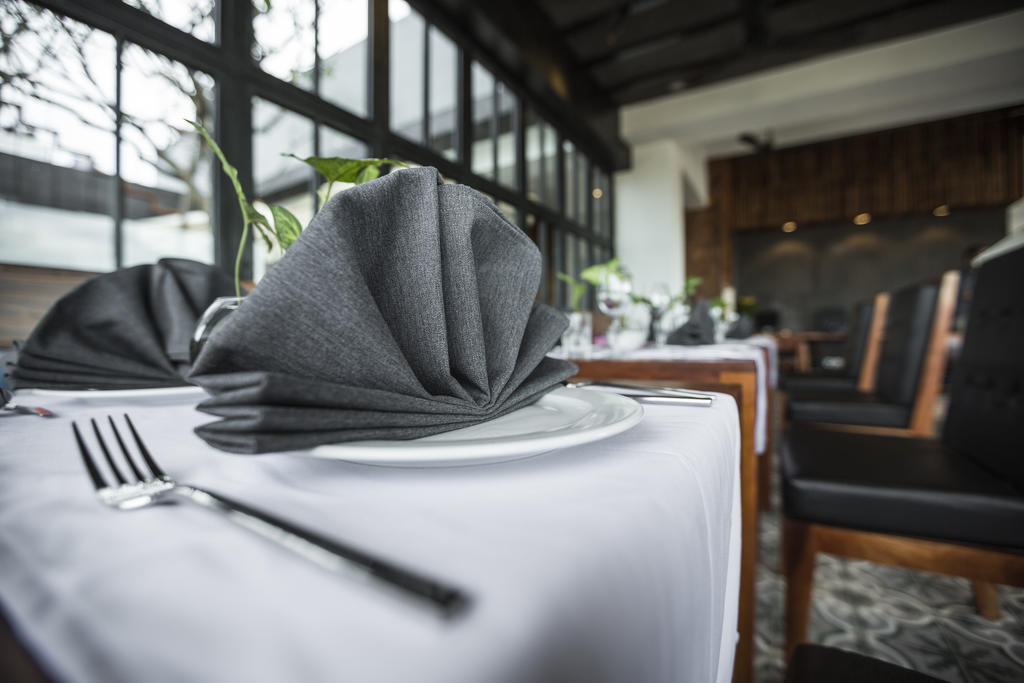 Patio Hotel & Urban Resort Phnom Penh Eksteriør billede