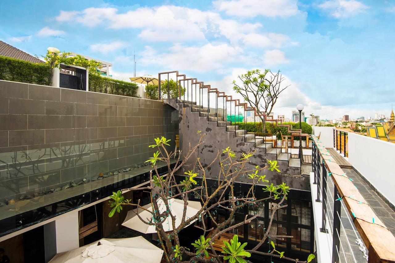 Patio Hotel & Urban Resort Phnom Penh Eksteriør billede